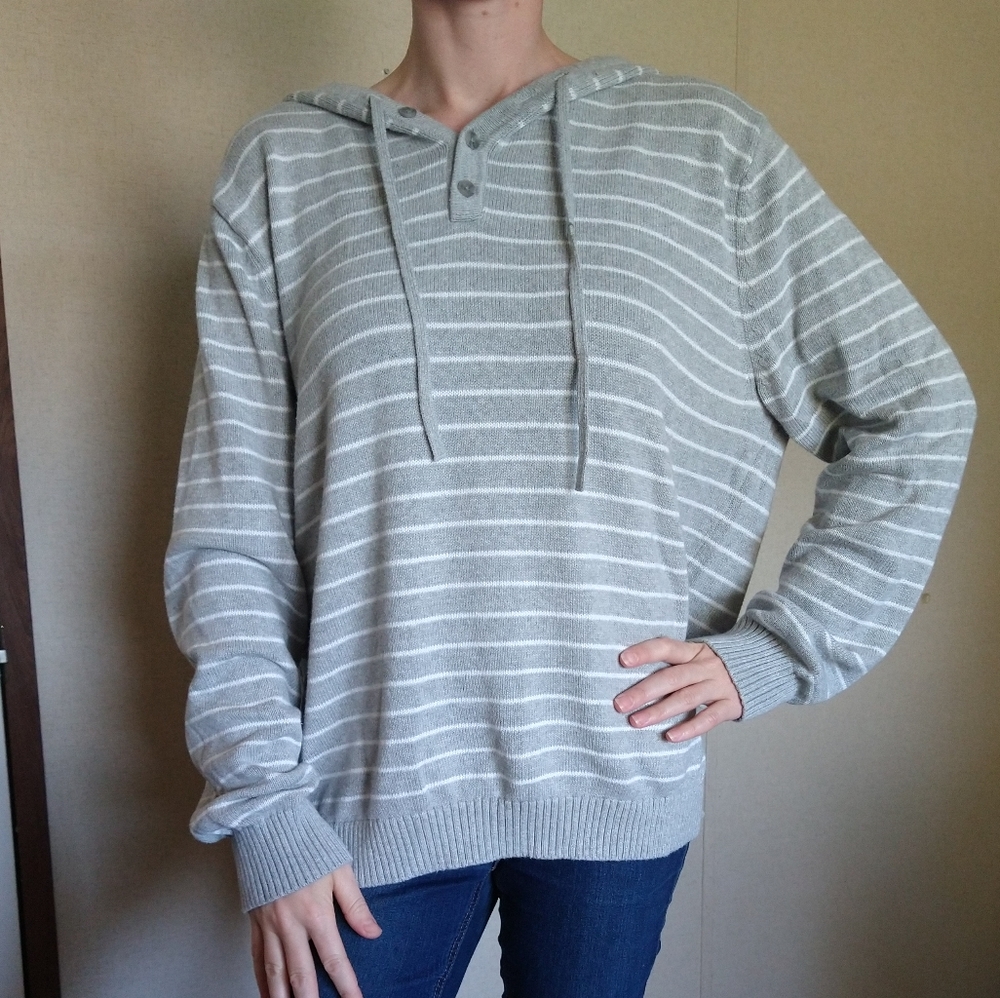 3/$20 Goodfellow & Co sweater with hood